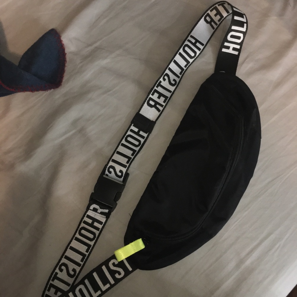 Hollister  fanny pack ⚡️